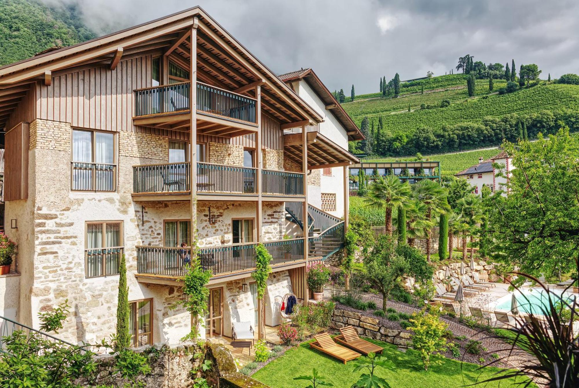 Langenmantel Historic Suites Tramin an der Weinstraße Exterior foto